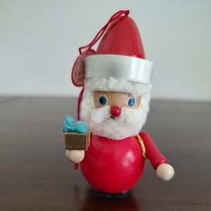 Vintage Steinbach Christmas Ornament Santa With Gift German Wood